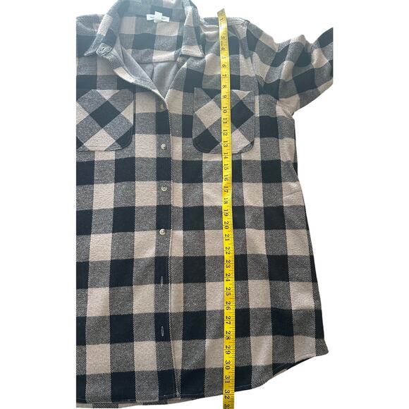 BeachLunchLounge- Tyler Flannel Tunic Shirt - Black/Cream - XL - Picture 11 of 14